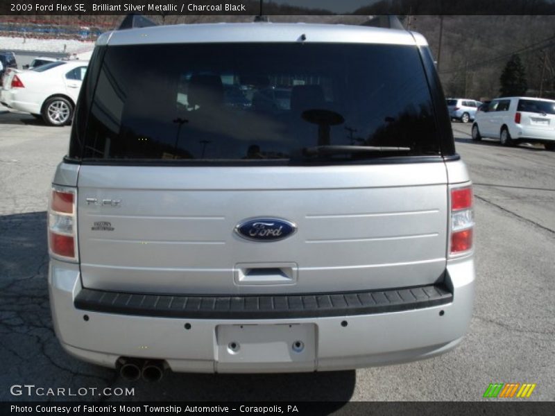 Brilliant Silver Metallic / Charcoal Black 2009 Ford Flex SE