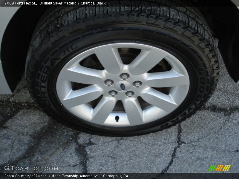 Brilliant Silver Metallic / Charcoal Black 2009 Ford Flex SE