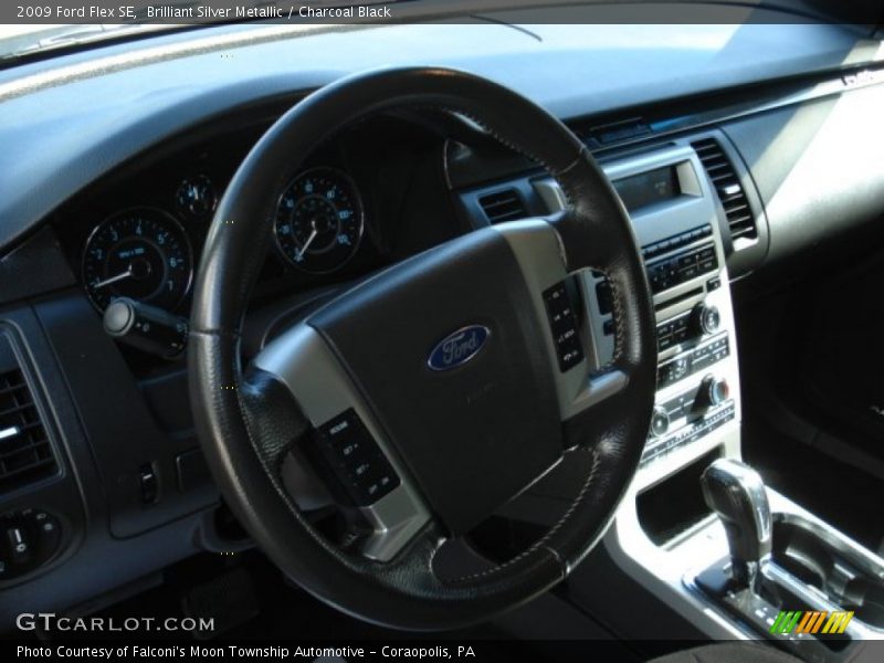 Brilliant Silver Metallic / Charcoal Black 2009 Ford Flex SE