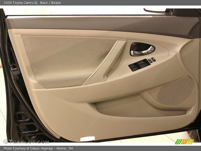 Black / Bisque 2009 Toyota Camry LE