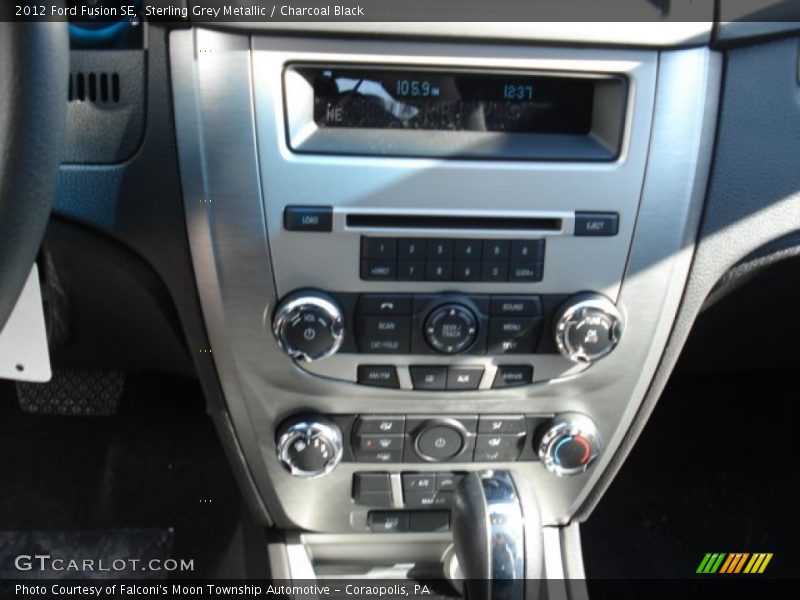 Sterling Grey Metallic / Charcoal Black 2012 Ford Fusion SE