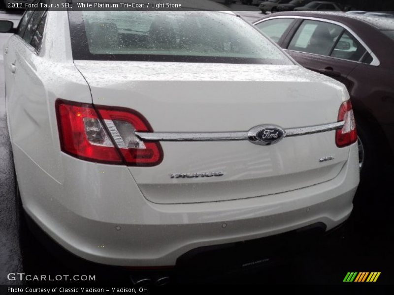 White Platinum Tri-Coat / Light Stone 2012 Ford Taurus SEL