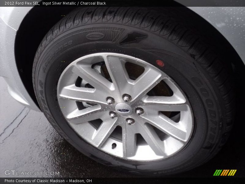 Ingot Silver Metallic / Charcoal Black 2012 Ford Flex SEL