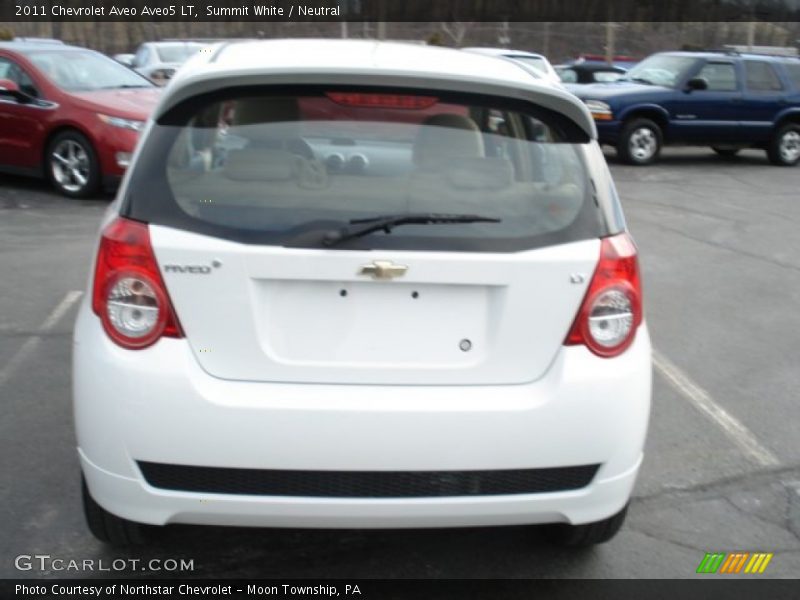 Summit White / Neutral 2011 Chevrolet Aveo Aveo5 LT