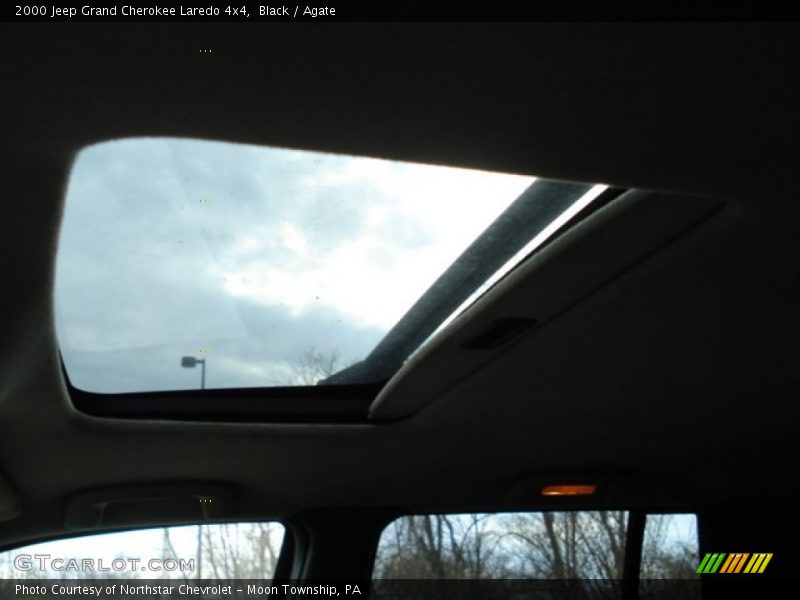 Black / Agate 2000 Jeep Grand Cherokee Laredo 4x4