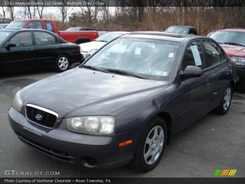 Midnight Gray / Gray 2002 Hyundai Elantra GLS Sedan