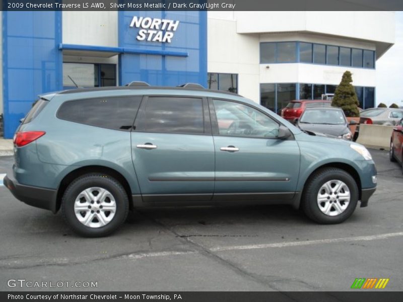 Silver Moss Metallic / Dark Gray/Light Gray 2009 Chevrolet Traverse LS AWD