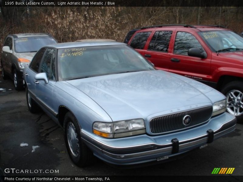 Front 3/4 View of 1995 LeSabre Custom