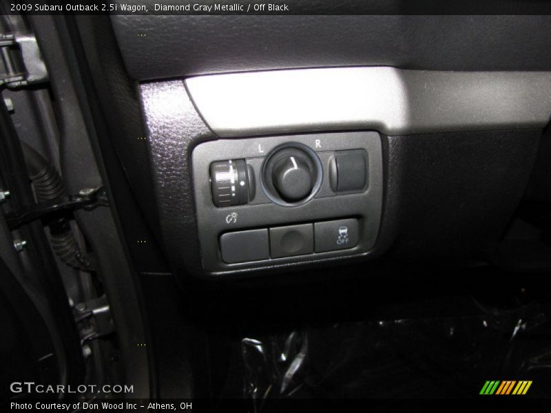 Diamond Gray Metallic / Off Black 2009 Subaru Outback 2.5i Wagon