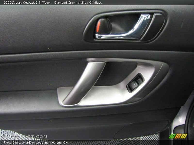 Diamond Gray Metallic / Off Black 2009 Subaru Outback 2.5i Wagon