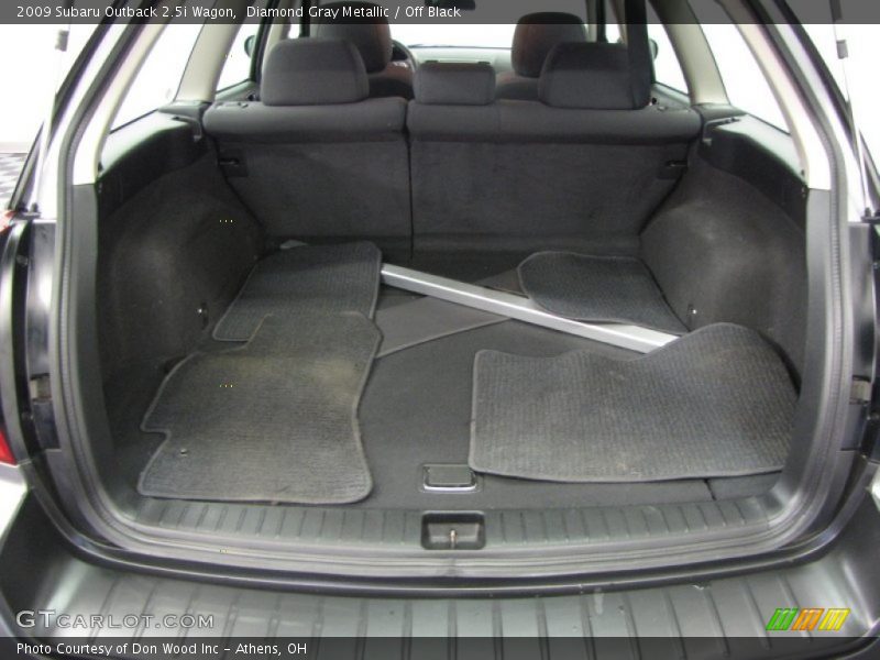 Diamond Gray Metallic / Off Black 2009 Subaru Outback 2.5i Wagon