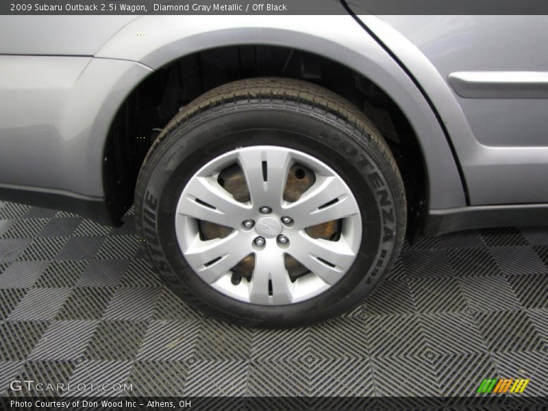 Diamond Gray Metallic / Off Black 2009 Subaru Outback 2.5i Wagon