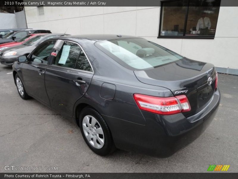 Magnetic Gray Metallic / Ash Gray 2010 Toyota Camry LE
