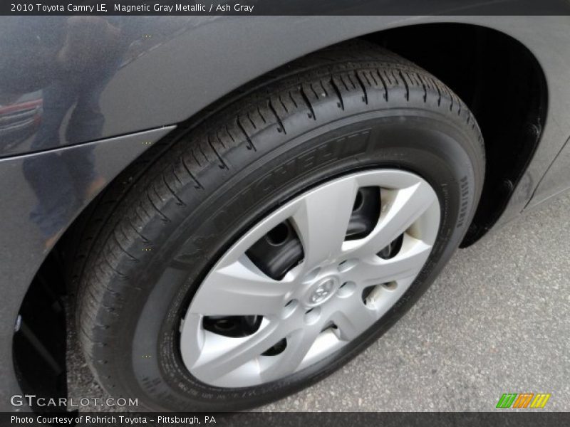 Magnetic Gray Metallic / Ash Gray 2010 Toyota Camry LE