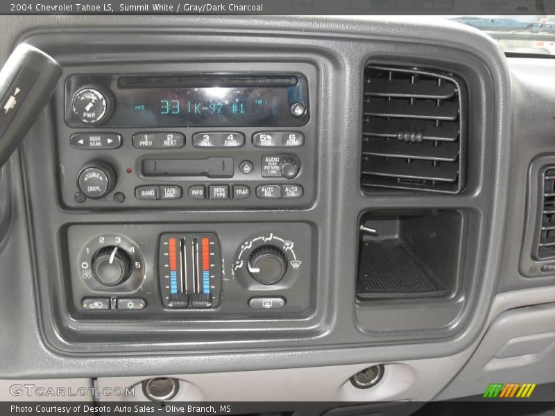 Summit White / Gray/Dark Charcoal 2004 Chevrolet Tahoe LS