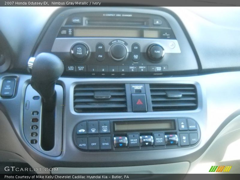 Nimbus Gray Metallic / Ivory 2007 Honda Odyssey EX