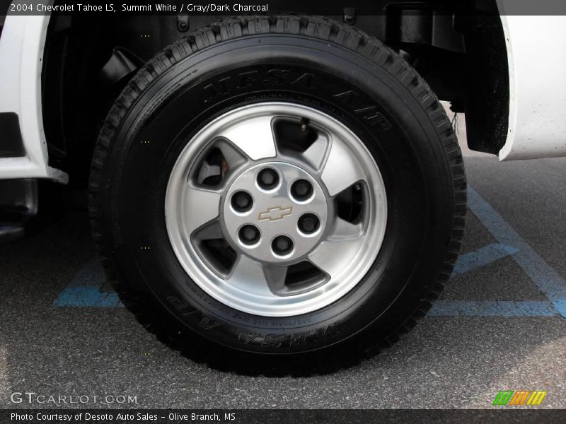 Summit White / Gray/Dark Charcoal 2004 Chevrolet Tahoe LS