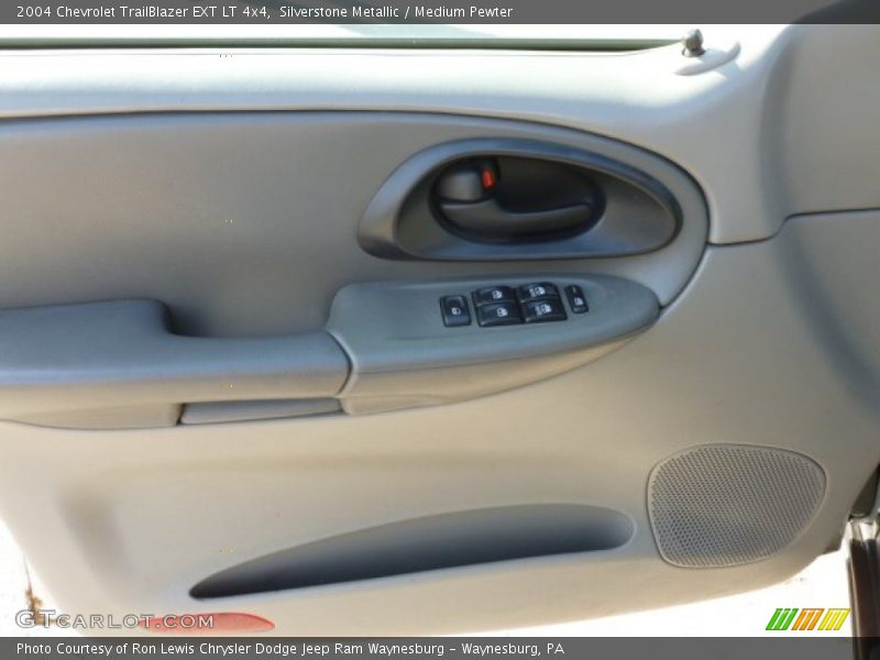 Silverstone Metallic / Medium Pewter 2004 Chevrolet TrailBlazer EXT LT 4x4