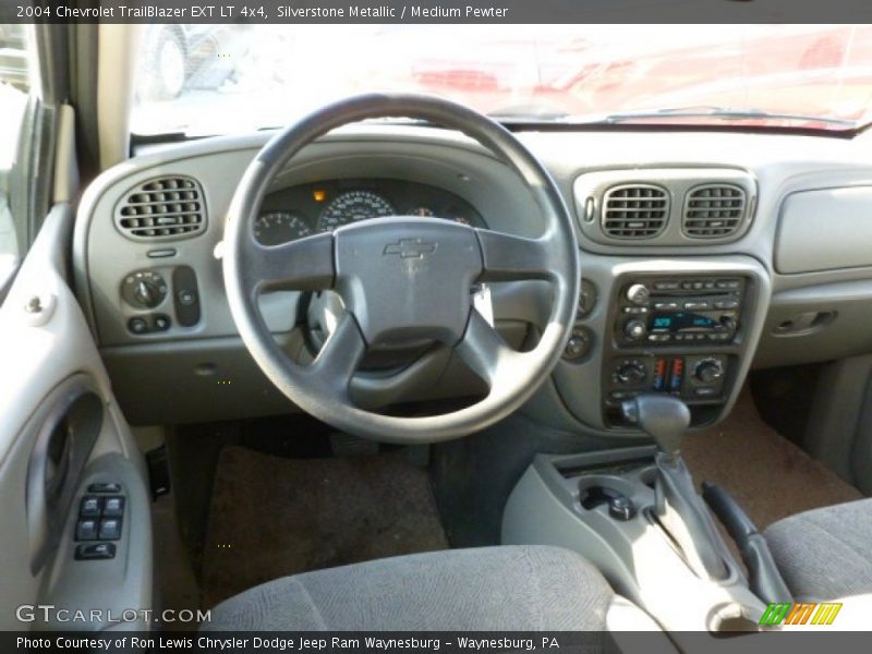 Silverstone Metallic / Medium Pewter 2004 Chevrolet TrailBlazer EXT LT 4x4
