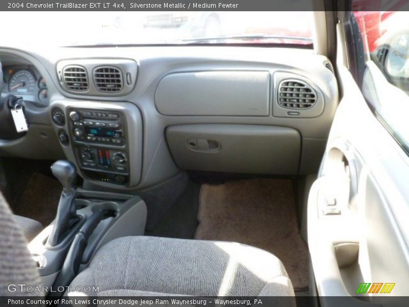 Silverstone Metallic / Medium Pewter 2004 Chevrolet TrailBlazer EXT LT 4x4
