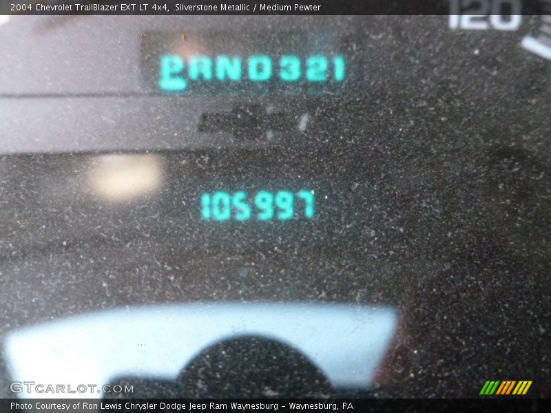 Silverstone Metallic / Medium Pewter 2004 Chevrolet TrailBlazer EXT LT 4x4