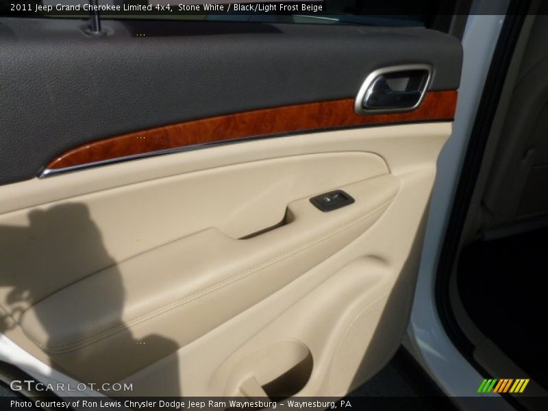 Stone White / Black/Light Frost Beige 2011 Jeep Grand Cherokee Limited 4x4