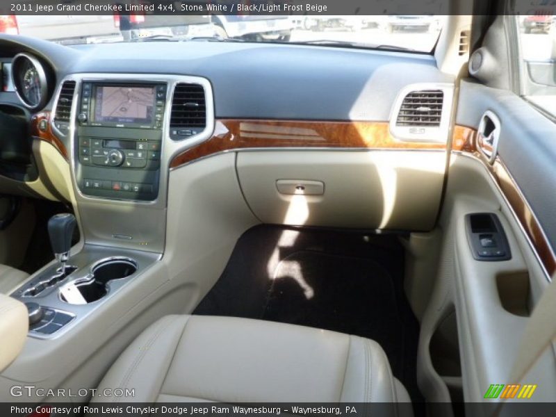 Stone White / Black/Light Frost Beige 2011 Jeep Grand Cherokee Limited 4x4