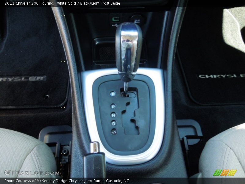 White Gold / Black/Light Frost Beige 2011 Chrysler 200 Touring