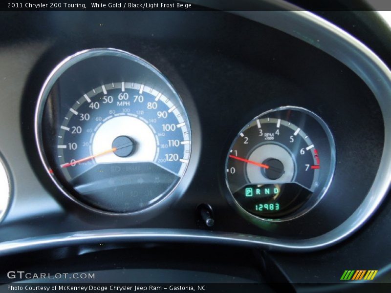 White Gold / Black/Light Frost Beige 2011 Chrysler 200 Touring