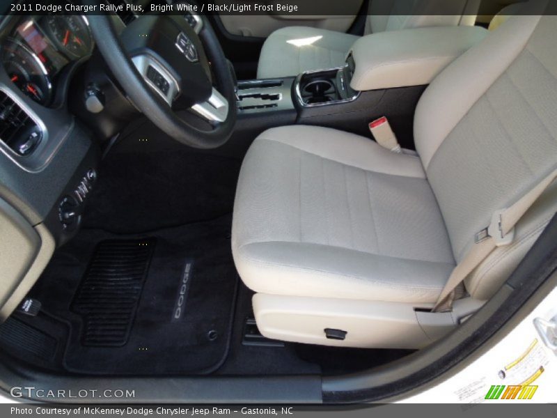 Bright White / Black/Light Frost Beige 2011 Dodge Charger Rallye Plus