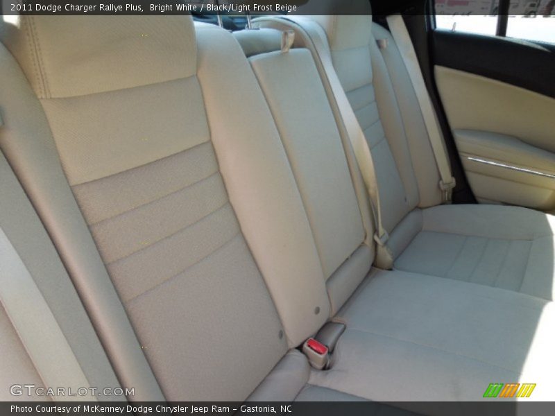 Bright White / Black/Light Frost Beige 2011 Dodge Charger Rallye Plus