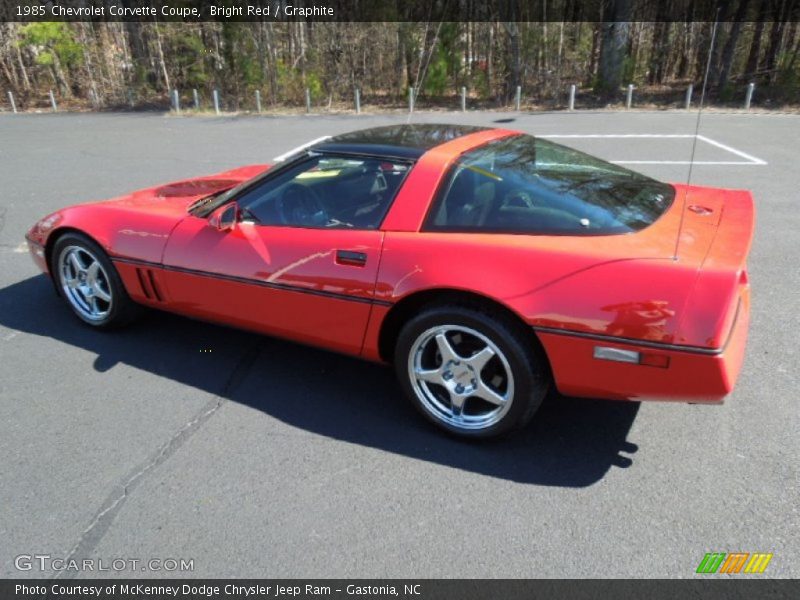 Bright Red / Graphite 1985 Chevrolet Corvette Coupe