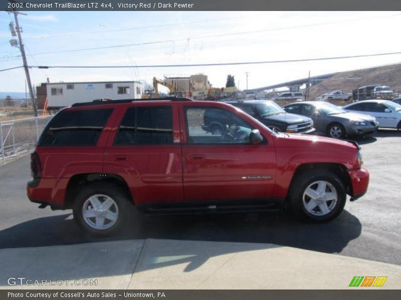 Victory Red / Dark Pewter 2002 Chevrolet TrailBlazer LTZ 4x4
