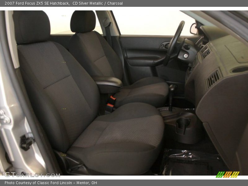 CD Silver Metallic / Charcoal 2007 Ford Focus ZX5 SE Hatchback