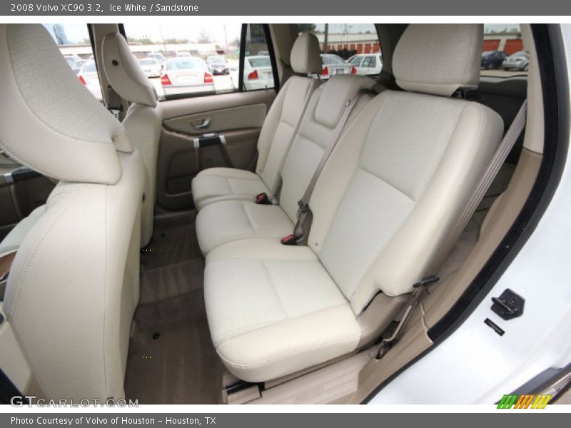 Ice White / Sandstone 2008 Volvo XC90 3.2