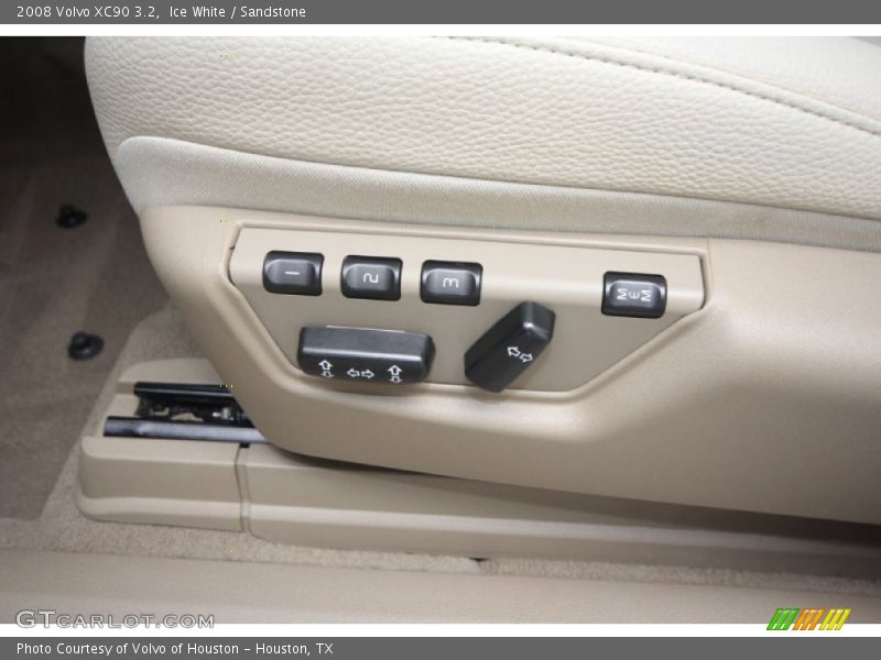 Ice White / Sandstone 2008 Volvo XC90 3.2