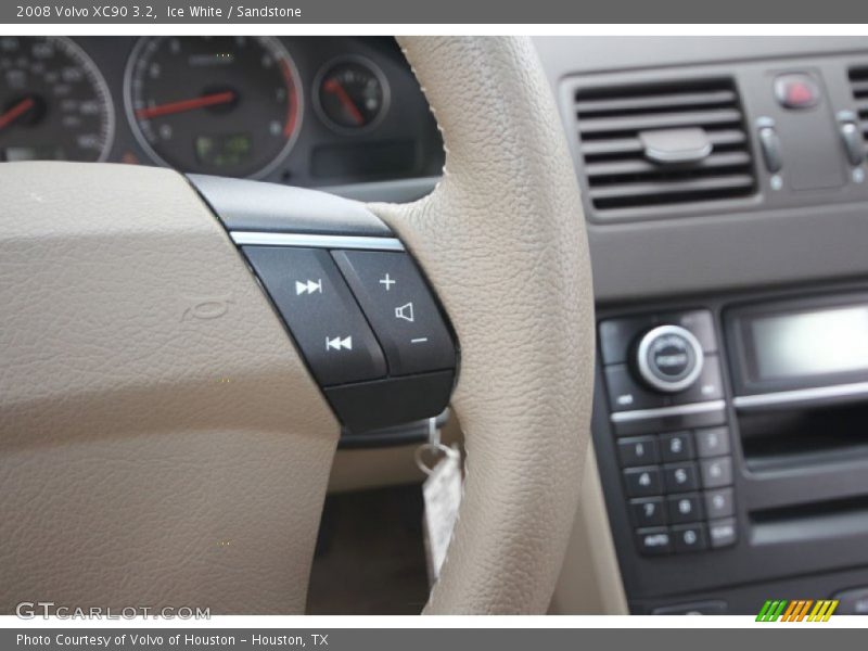 Ice White / Sandstone 2008 Volvo XC90 3.2