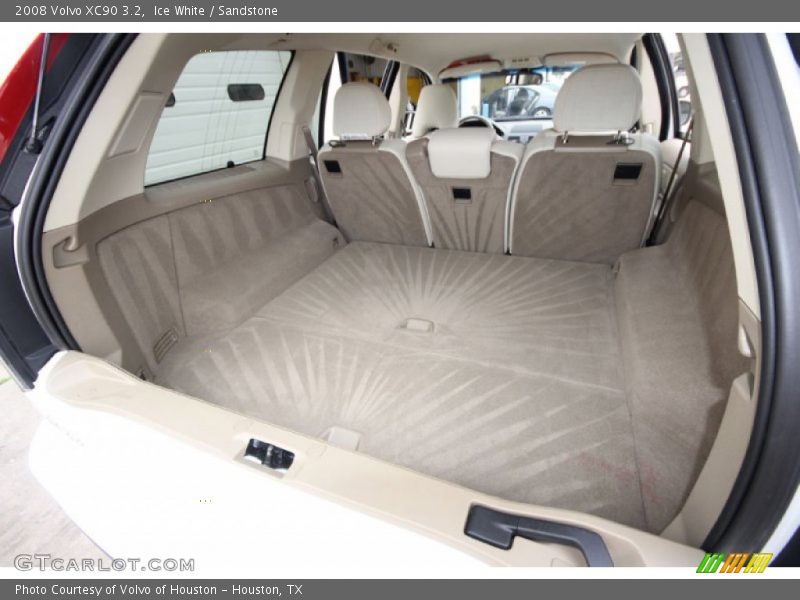 Ice White / Sandstone 2008 Volvo XC90 3.2