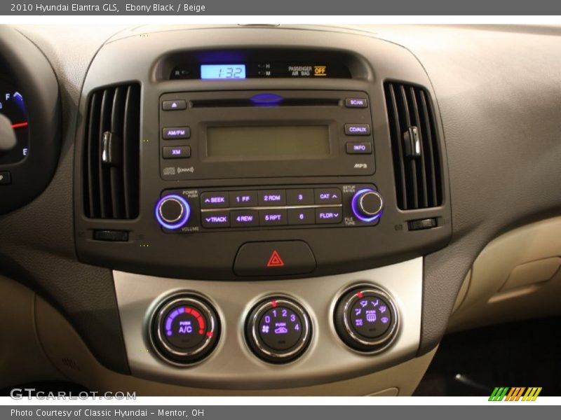 Ebony Black / Beige 2010 Hyundai Elantra GLS