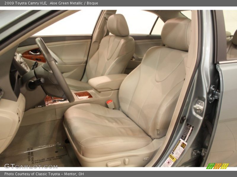 Aloe Green Metallic / Bisque 2009 Toyota Camry XLE
