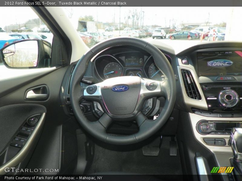 Tuxedo Black Metallic / Charcoal Black 2012 Ford Focus SEL 5-Door