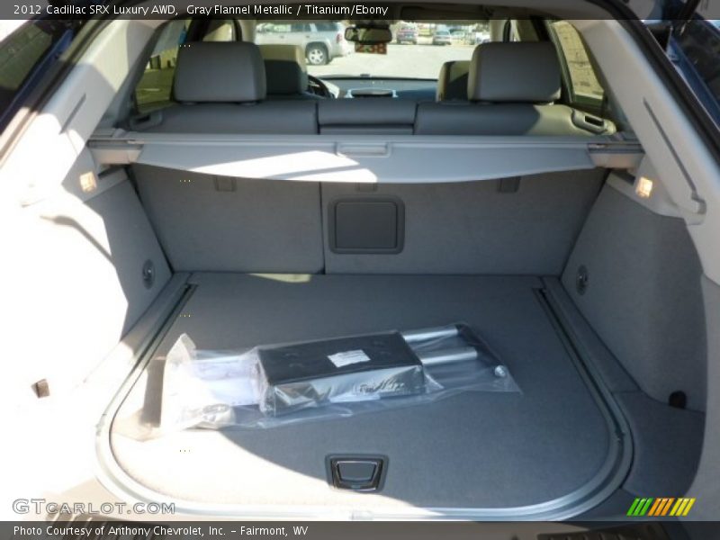 Gray Flannel Metallic / Titanium/Ebony 2012 Cadillac SRX Luxury AWD