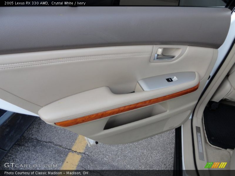 Crystal White / Ivory 2005 Lexus RX 330 AWD