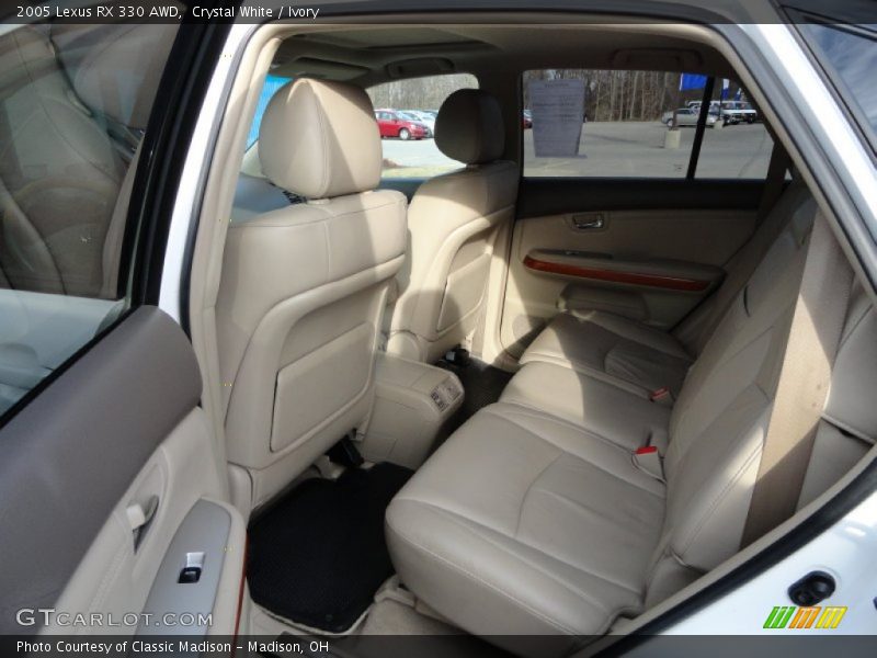Crystal White / Ivory 2005 Lexus RX 330 AWD