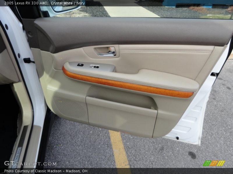 Crystal White / Ivory 2005 Lexus RX 330 AWD
