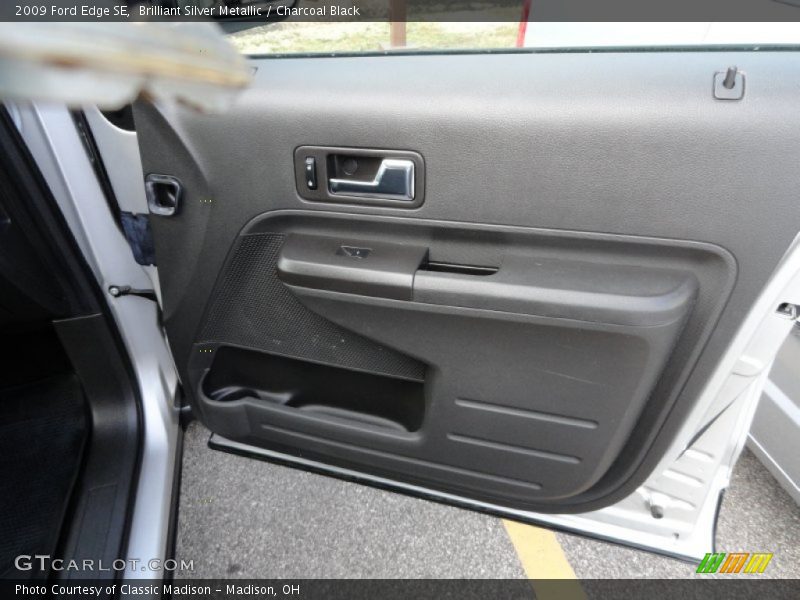 Brilliant Silver Metallic / Charcoal Black 2009 Ford Edge SE