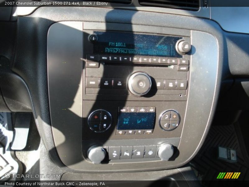 Black / Ebony 2007 Chevrolet Suburban 1500 Z71 4x4