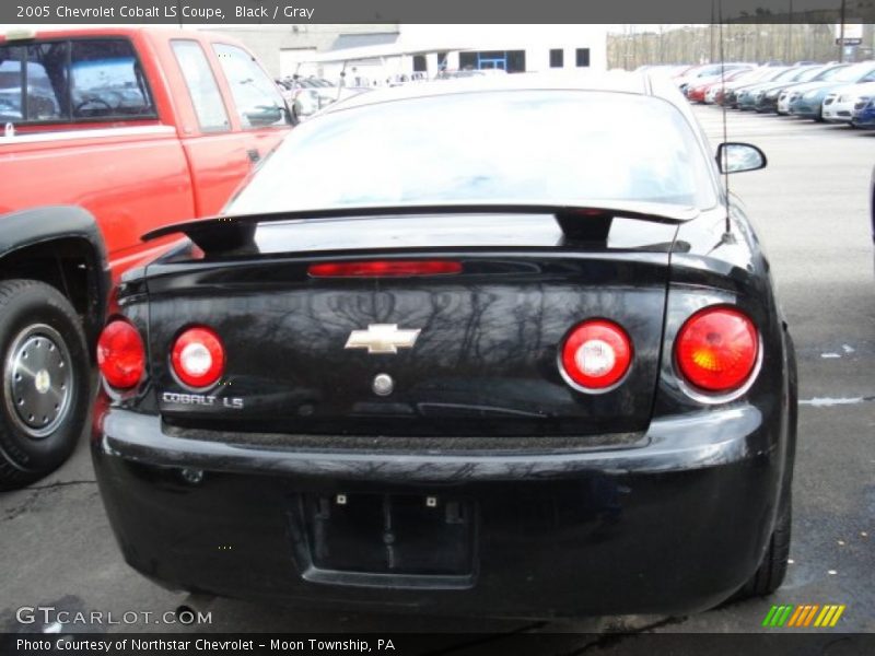 Black / Gray 2005 Chevrolet Cobalt LS Coupe