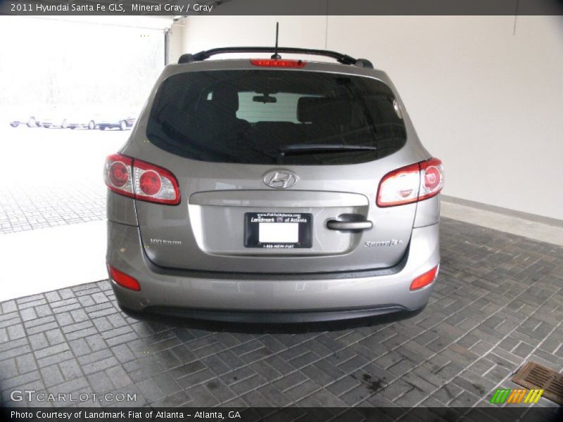 Mineral Gray / Gray 2011 Hyundai Santa Fe GLS