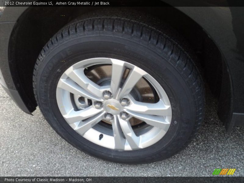 Ashen Gray Metallic / Jet Black 2012 Chevrolet Equinox LS